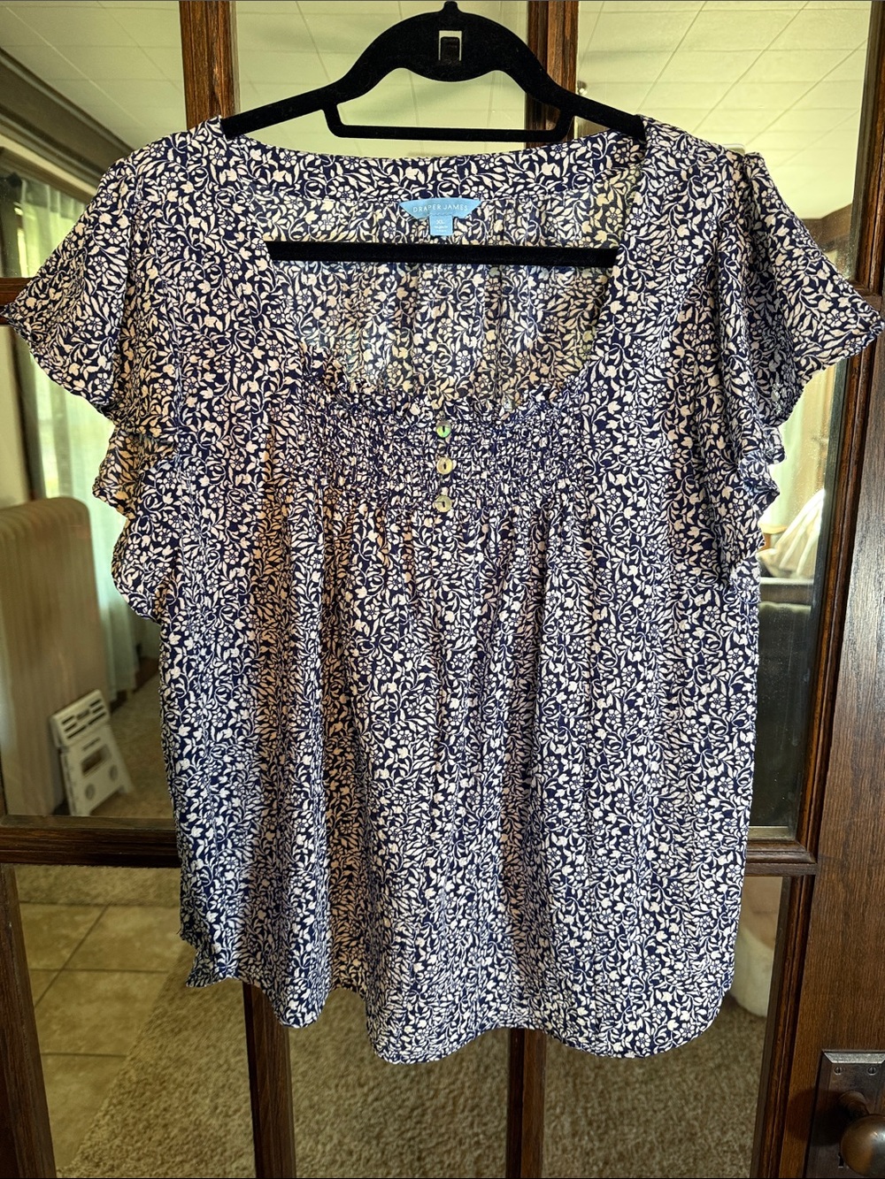 Draper James Navy White Floral Smocked Flutter Sleeve Blouse Top XL